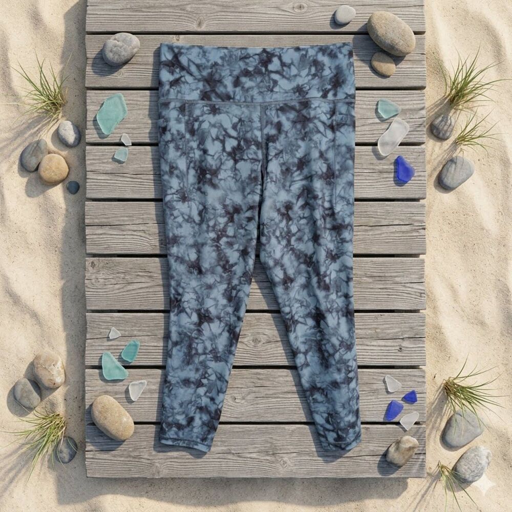 Athleta Salutation Stash Pocket II 7/8 Tight Womens L Green Tie Dye Leggings